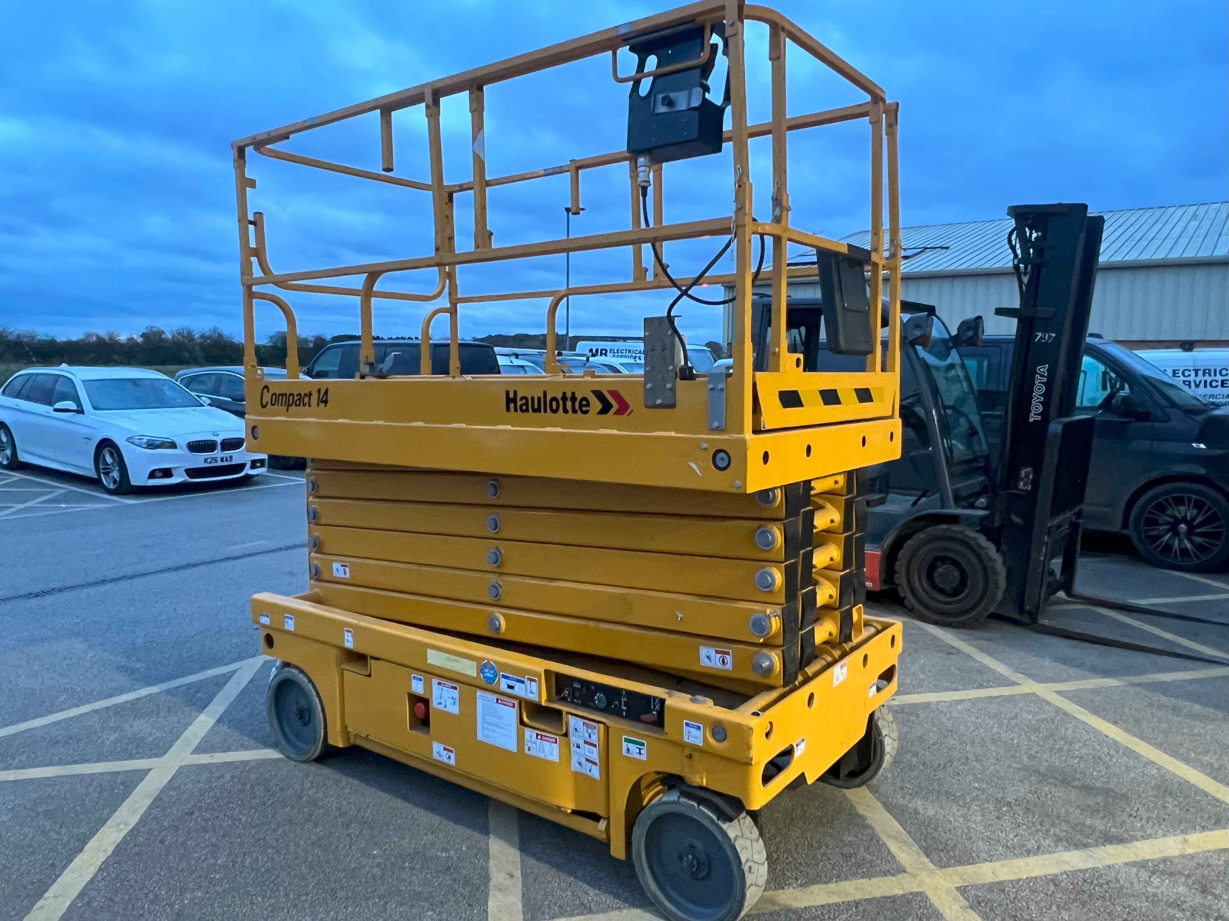 Haulotte Compact 14,