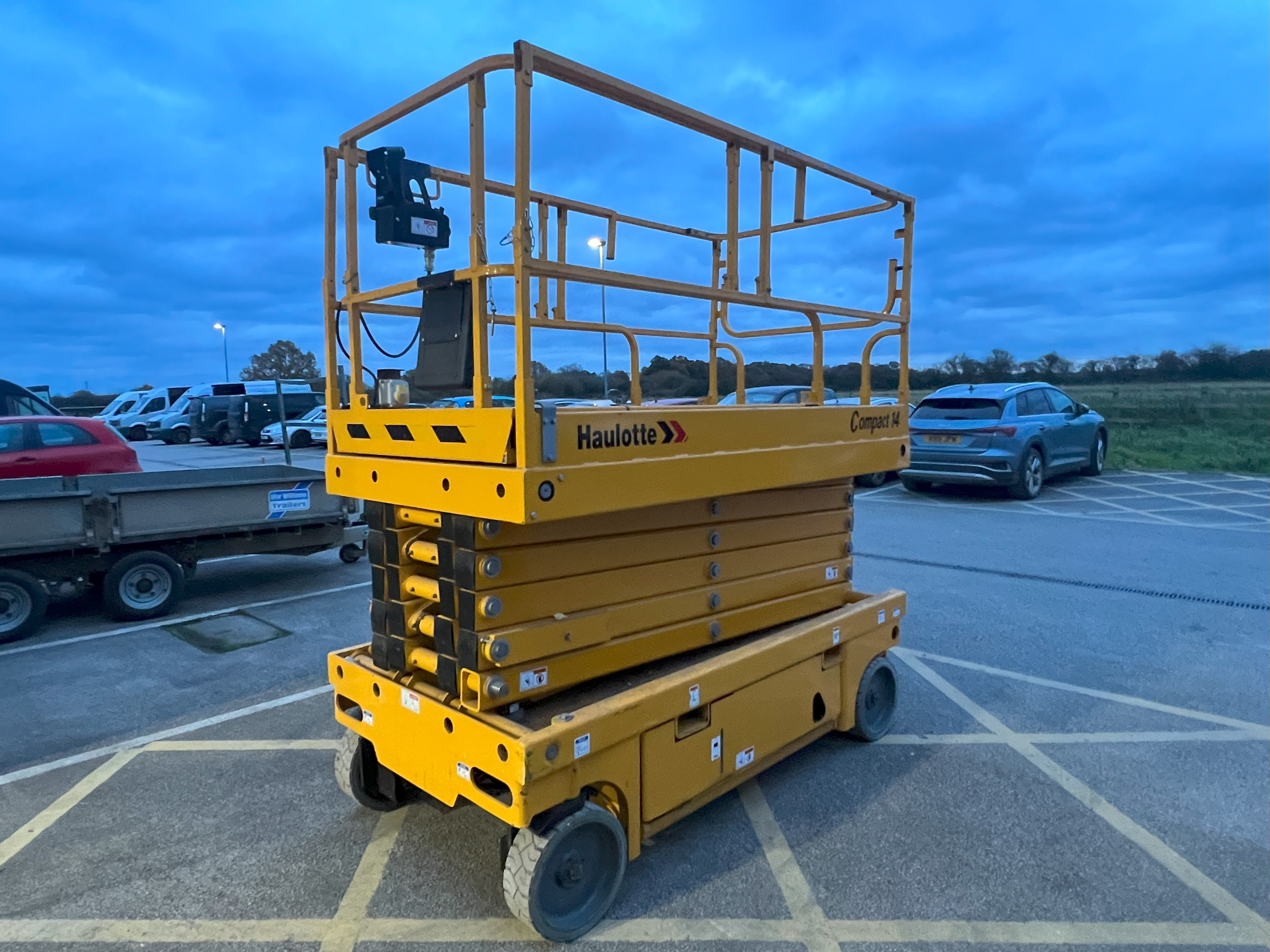 Haulotte Compact 14,